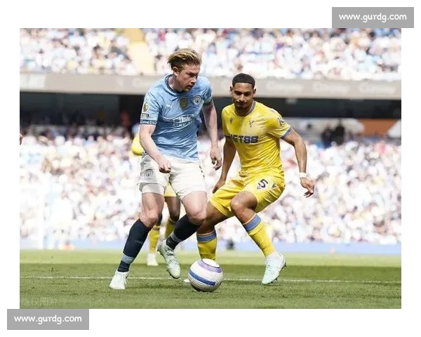 埃弗顿抢滩沃克争夺战 莫耶斯瞄准曼城老将补强防线