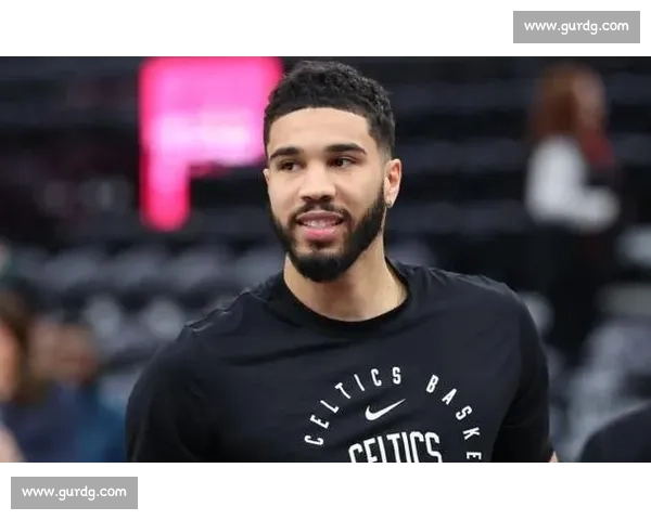 塔图姆术后穿保护靴启动力量训练：科学康复与冠军基因的双重博弈