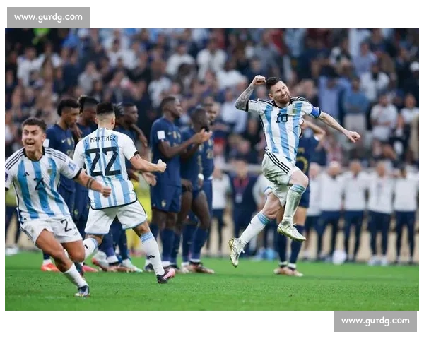 波尔图后卫莫拉：防守梅西是生涯殊荣，他用任意球诠释传奇