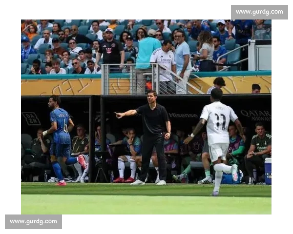 阿隆索执教皇马四场不胜创个人纪录，首秀点球失绝杀陷执教低谷